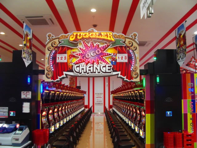 オリジナルユニットゲート｜パチンコホール装飾のPachi V（パチブイ